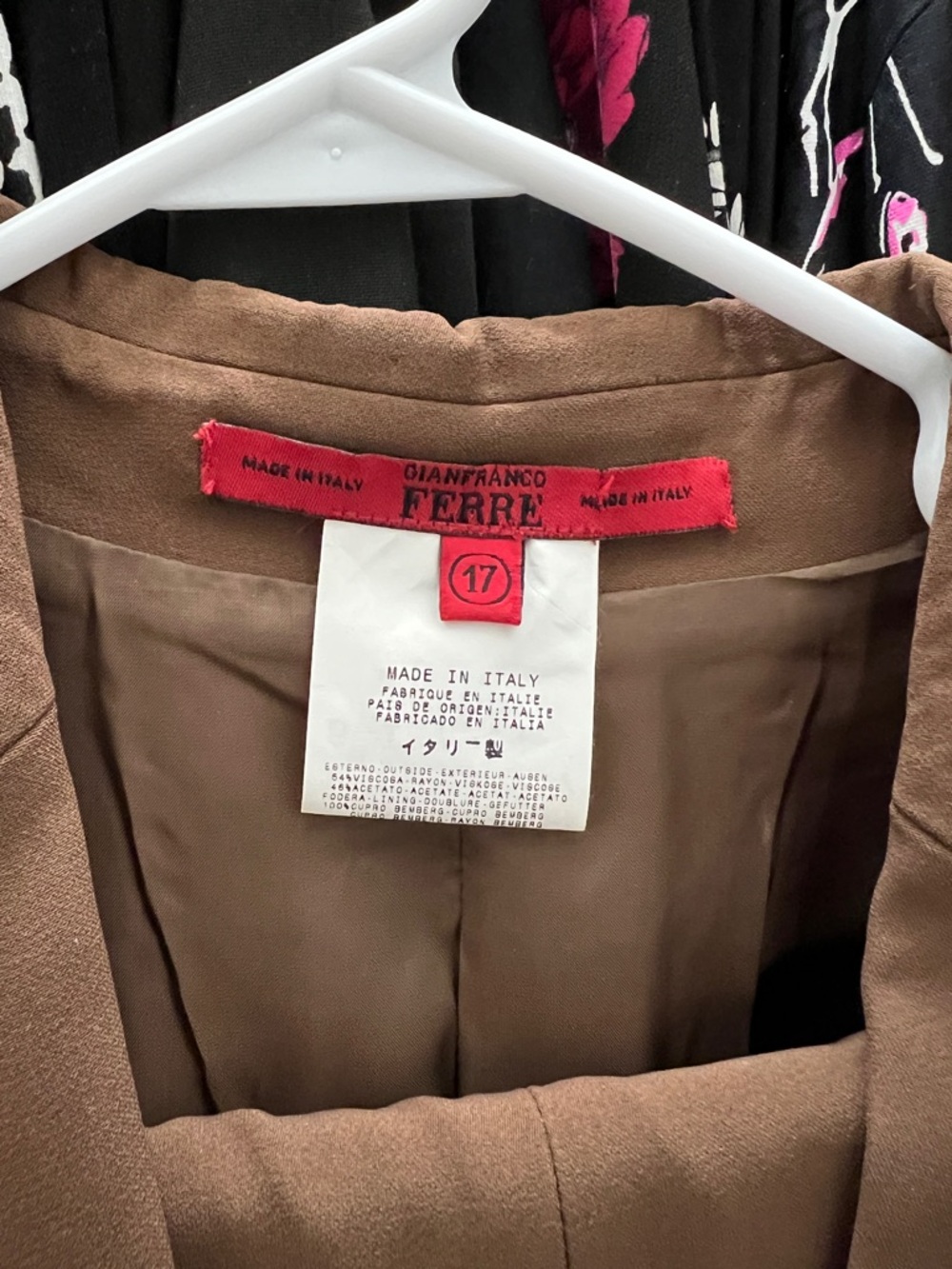 Gianfranco Ferré Brown Skirt Suit with Red Embroidered Accents - Picture 8 of 8